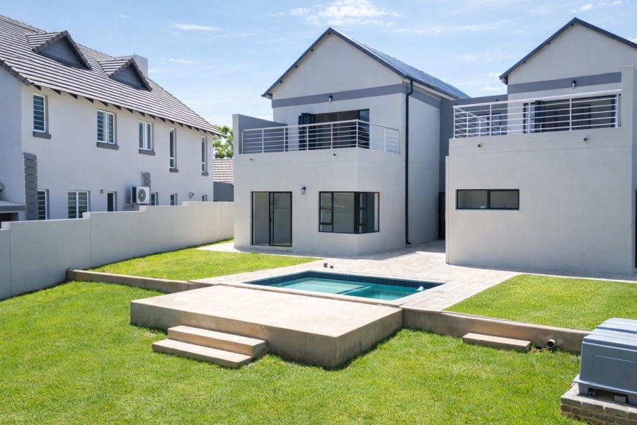 4 Bedroom Property for Sale in Landsmeer Residential Estate North West